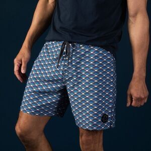 Laird Island Pro Performance Surf Shorts Limited Edition Mens Rainbow Sz 36